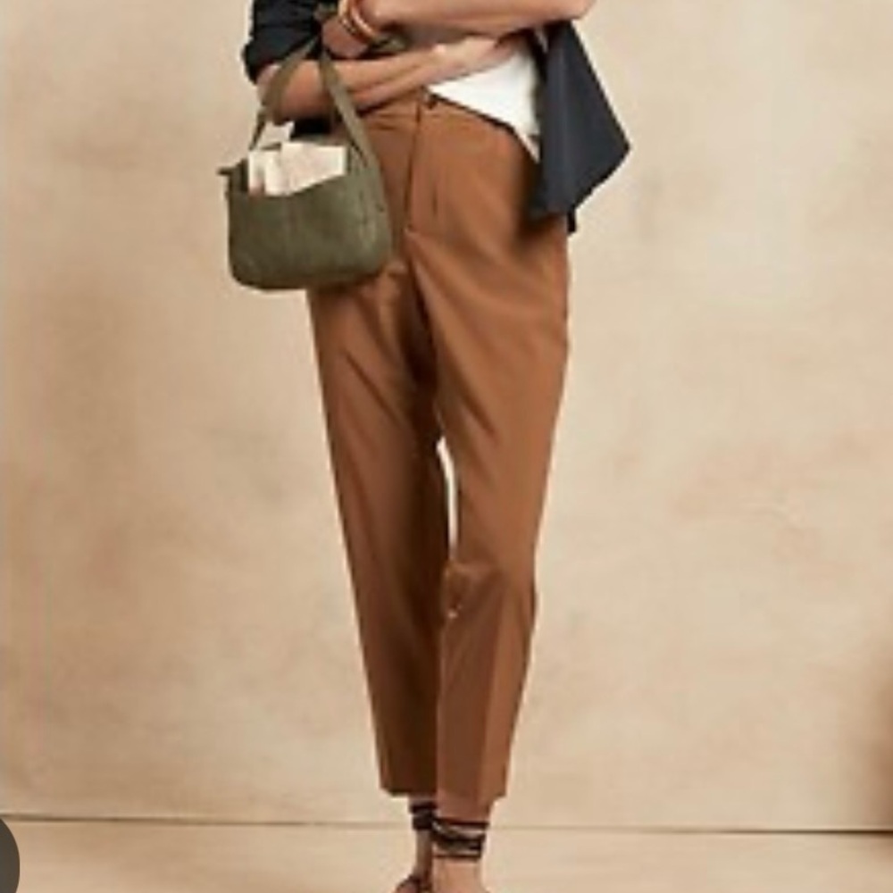 Banana Republic Light Brown Pants size medium